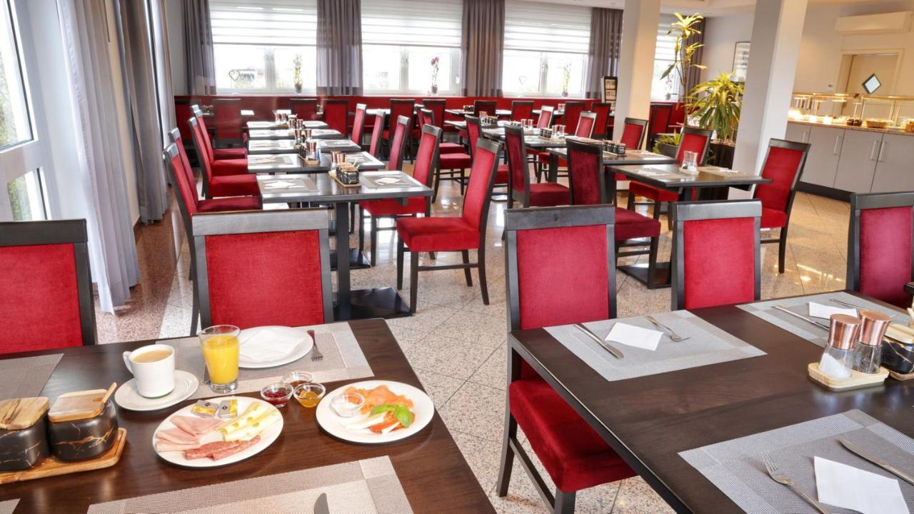 Hotel Alarun Унтершлайсхайм Экстерьер фото